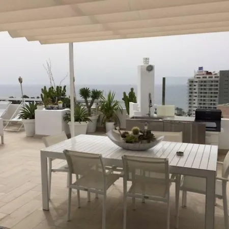 Διαμέρισμα Modern & Spectacular Ocean View ,wifi,beach Front.